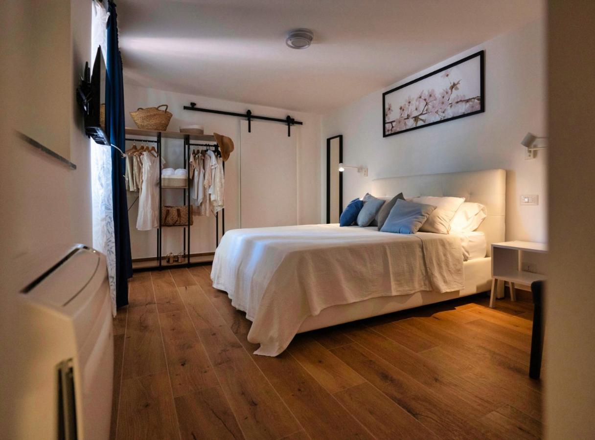 Diomira Apartment Таормина Экстерьер фото